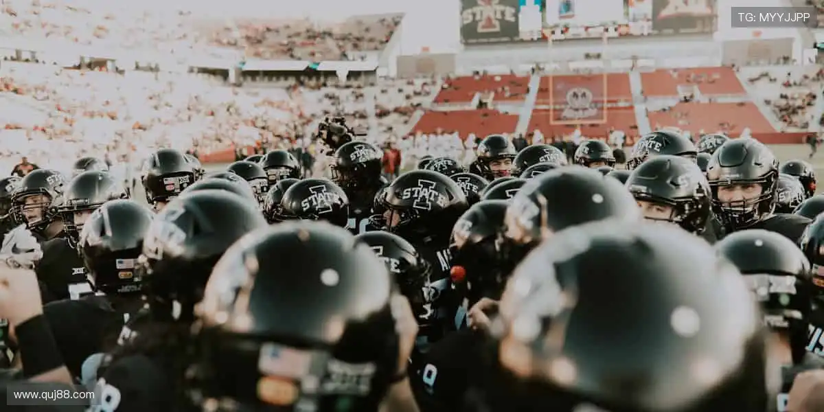 📱实时直播，比分秒报！💻随时随地，不错过每一个燃爆瞬间！